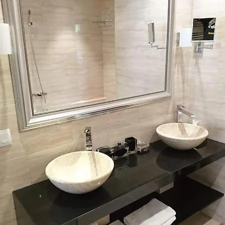 דירה Ebro Fishing Exlusiv *